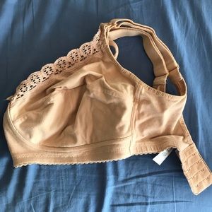 34G Nursing Bra with Clasp Openings